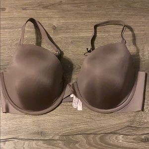 Victoria’s Secret everyday bra